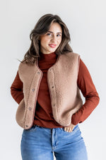 Load image into Gallery viewer, Preorder NEW Tyb womens wool bodywarmer (rugby tan)
